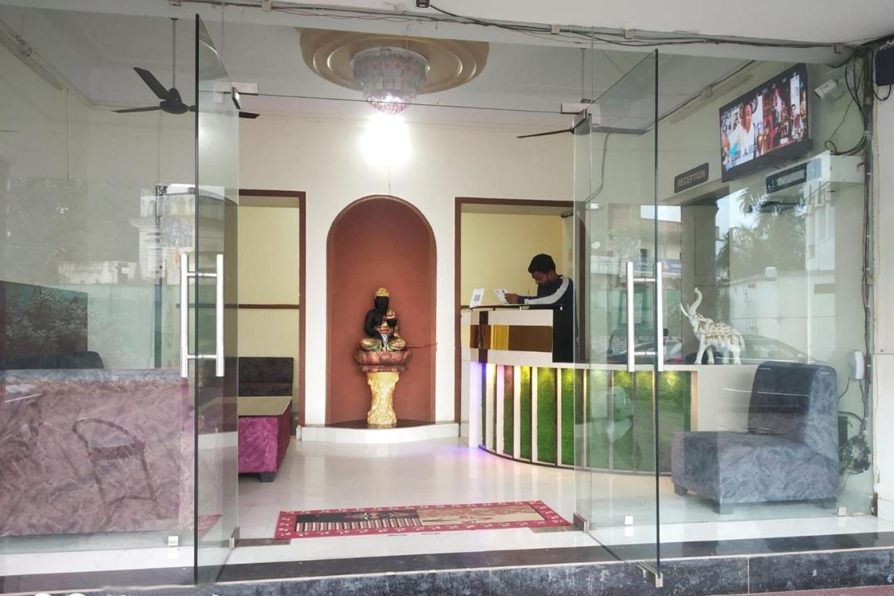 Hotel Kumkum Chhaya Panna Exterior photo