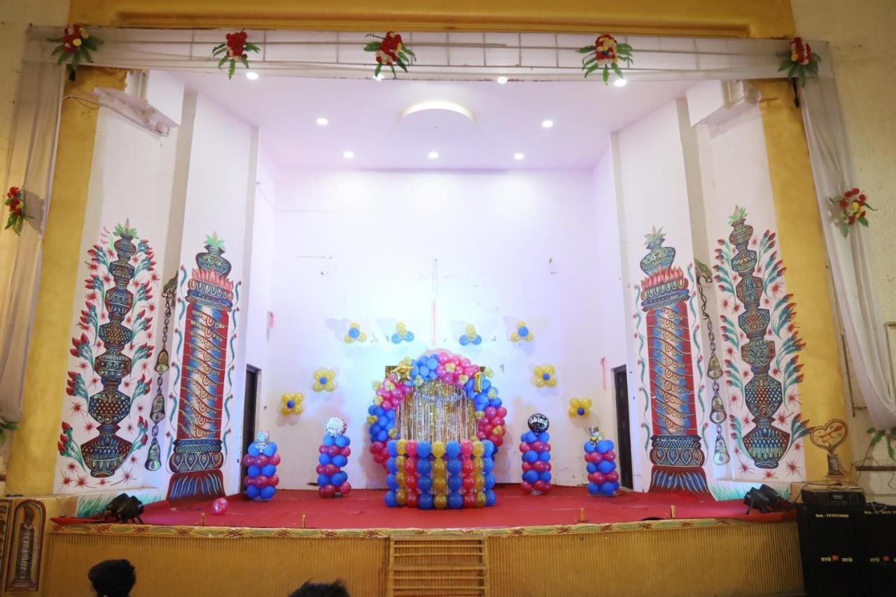 Hotel Kumkum Chhaya Panna Exterior photo