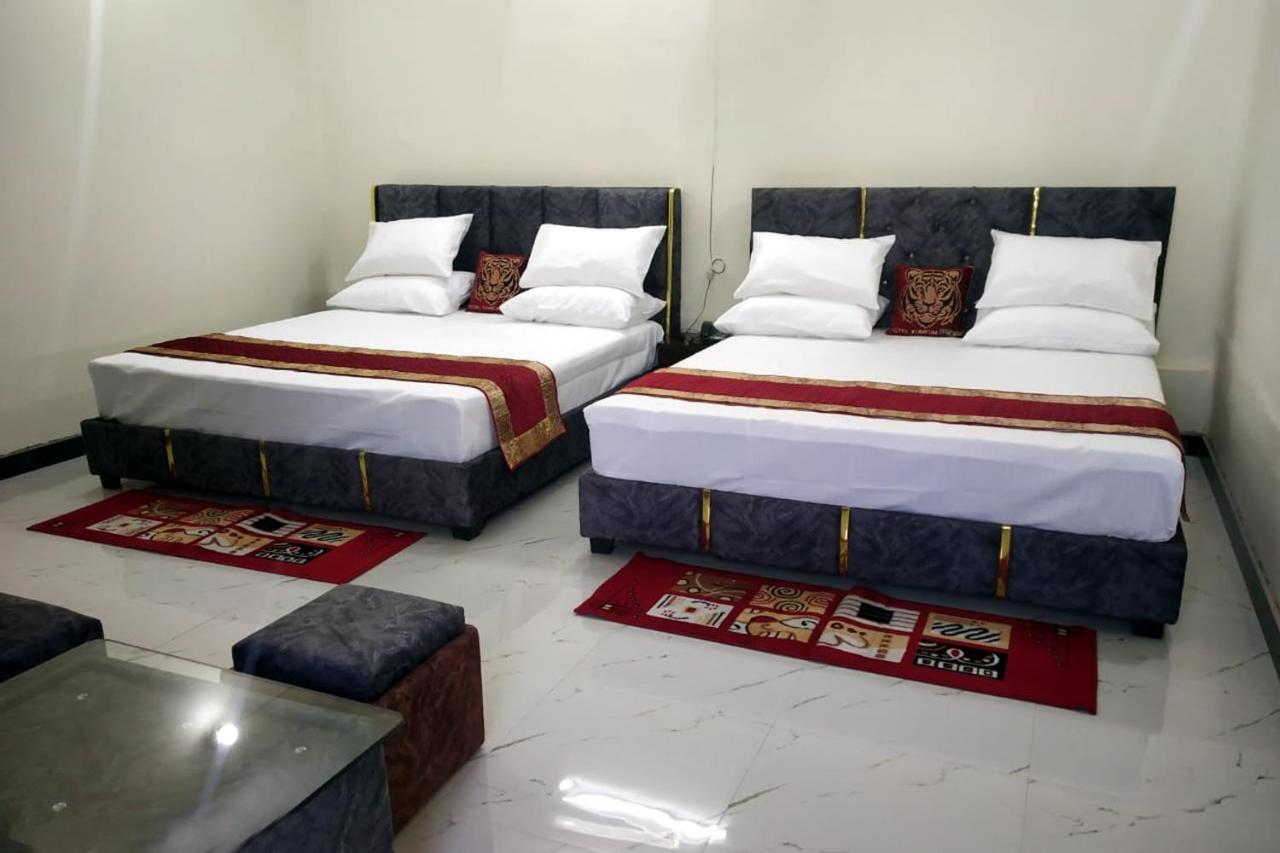Hotel Kumkum Chhaya Panna Exterior photo