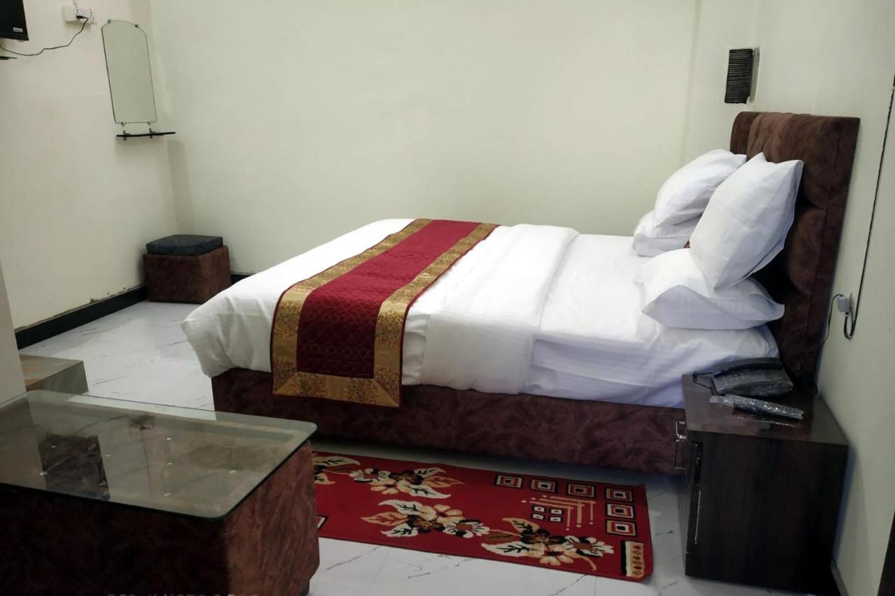 Hotel Kumkum Chhaya Panna Exterior photo